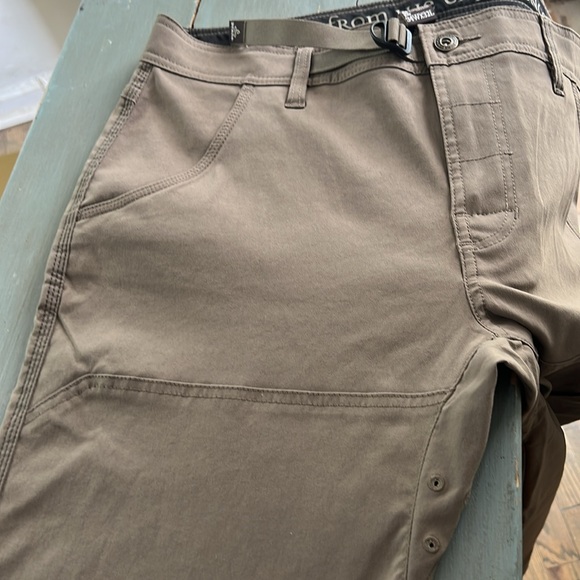 Prana Men's Brown Cargo Pants
order (20) - Picture 10 of 13